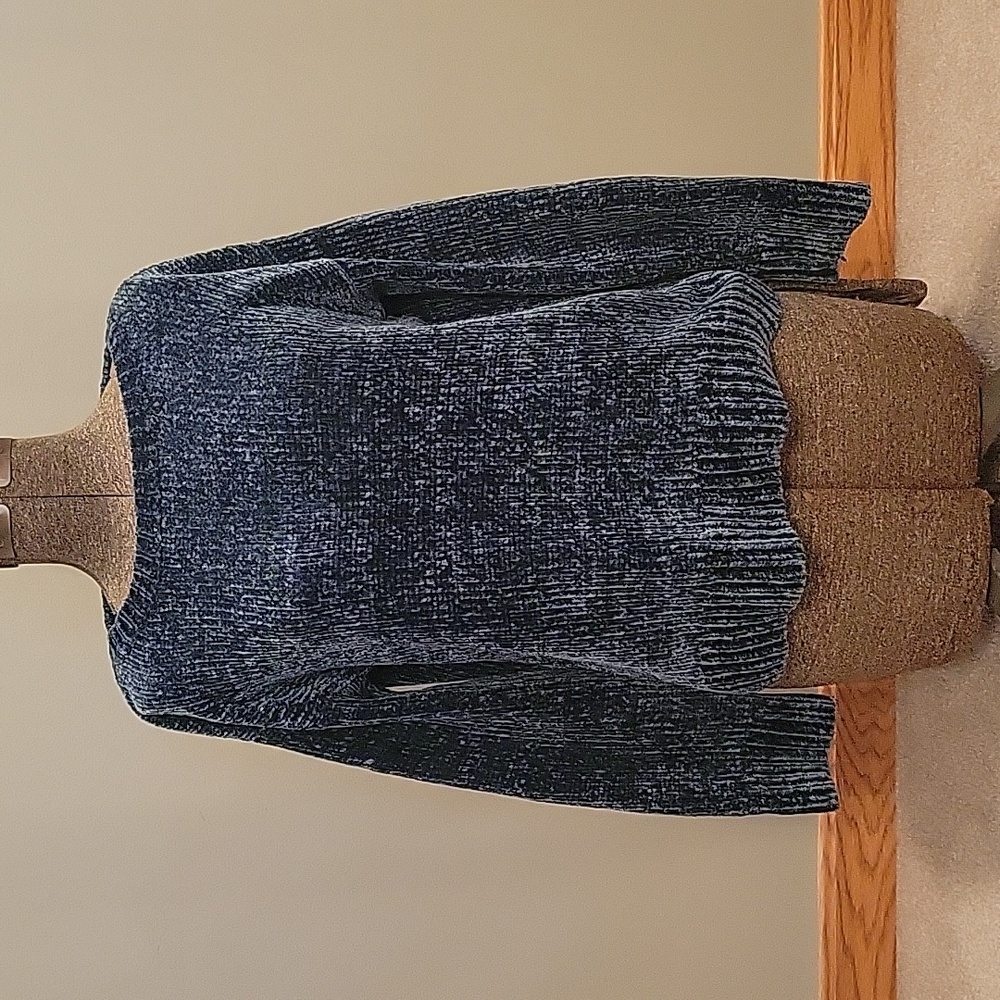 Jones New York green chenille sweater